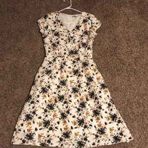 Dress and it has pockets